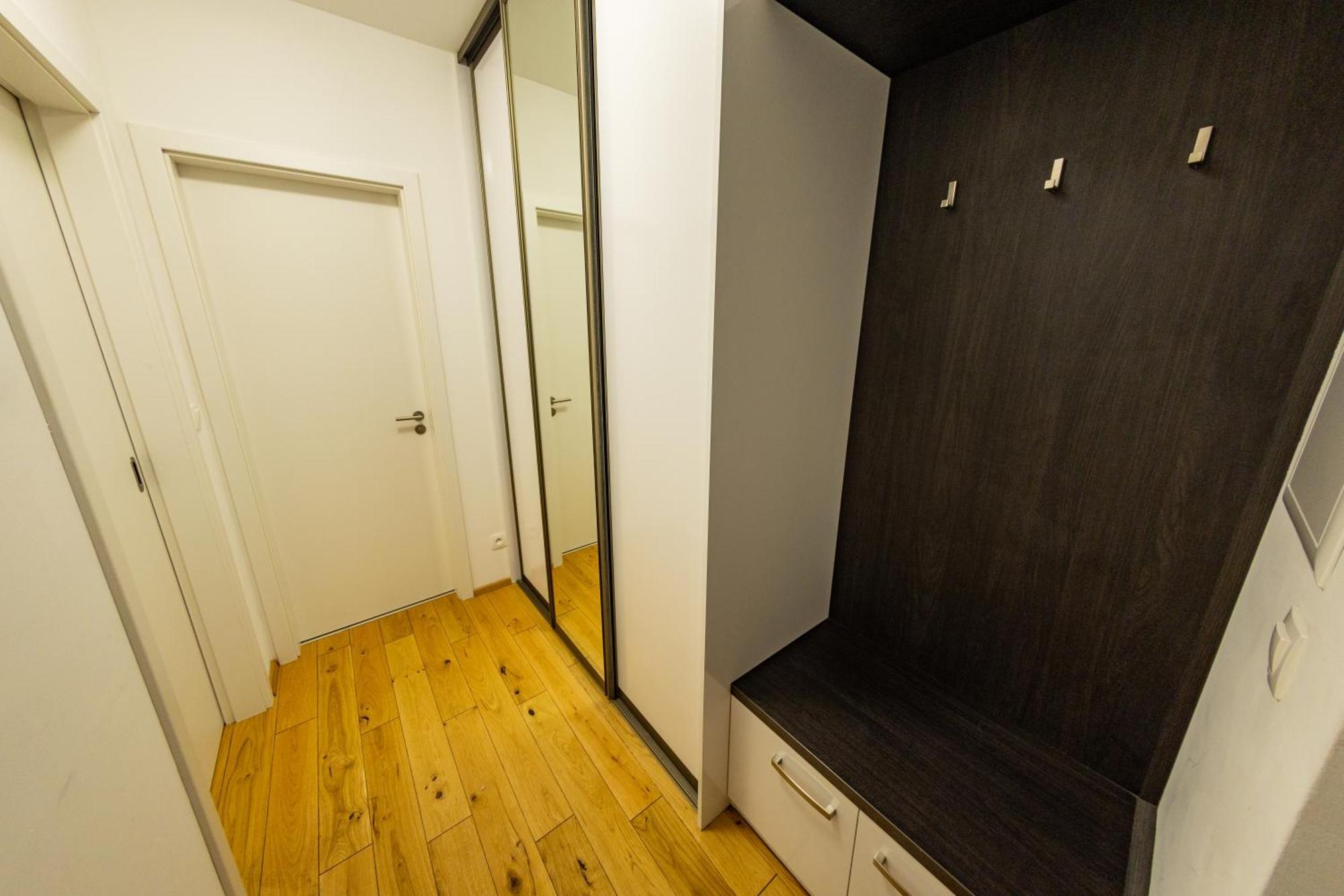 Lovely Studio Apartment, Free Parking 1,55 Hight براغ المظهر الخارجي الصورة